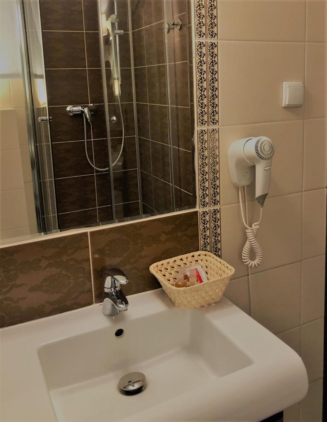 Villa Riccona Bronisze エクステリア 写真